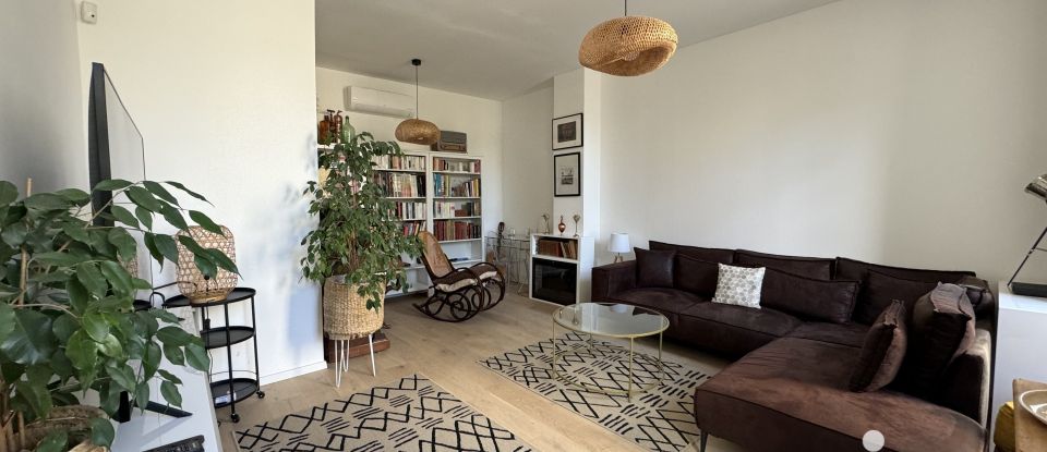 Maison de ville 8 pièces de 162 m² à Nîmes (30000)