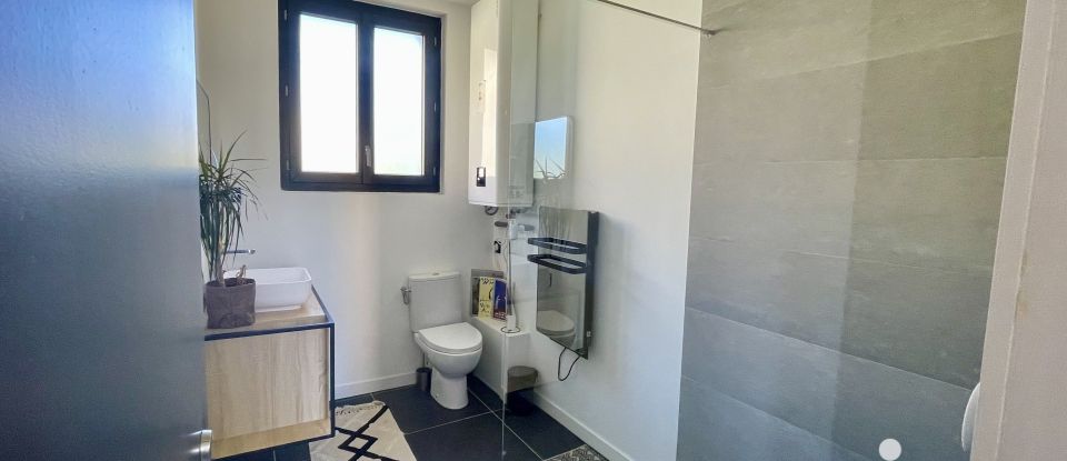 Maison de ville 8 pièces de 162 m² à Nîmes (30000)