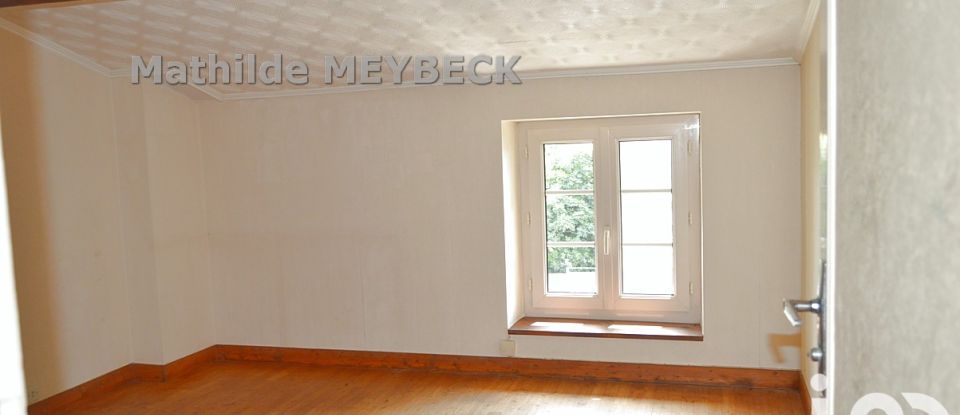 Town house 5 rooms of 128 m² in Niort (79000)