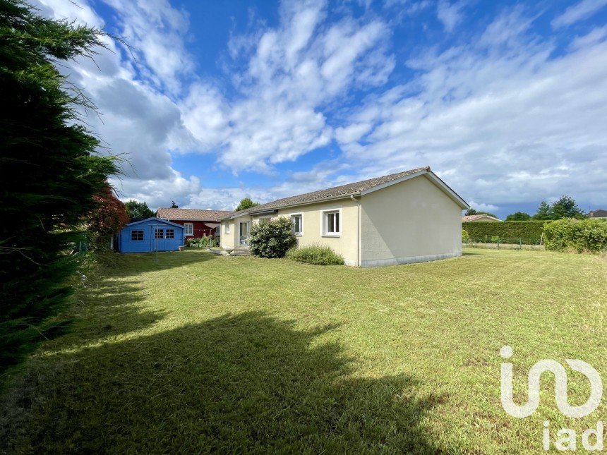 Maison traditionnelle 5 pièces de 113 m² à Lacanau (33680)