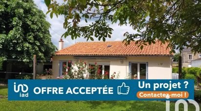 House 5 rooms of 77 m² in Fontenay-le-Comte (85200)