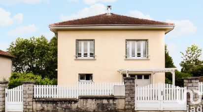 Maison 3 pièces de 70 m² à Saint-Léonard-de-Noblat (87400)