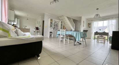 House 4 rooms of 91 m² in Créances (50710)