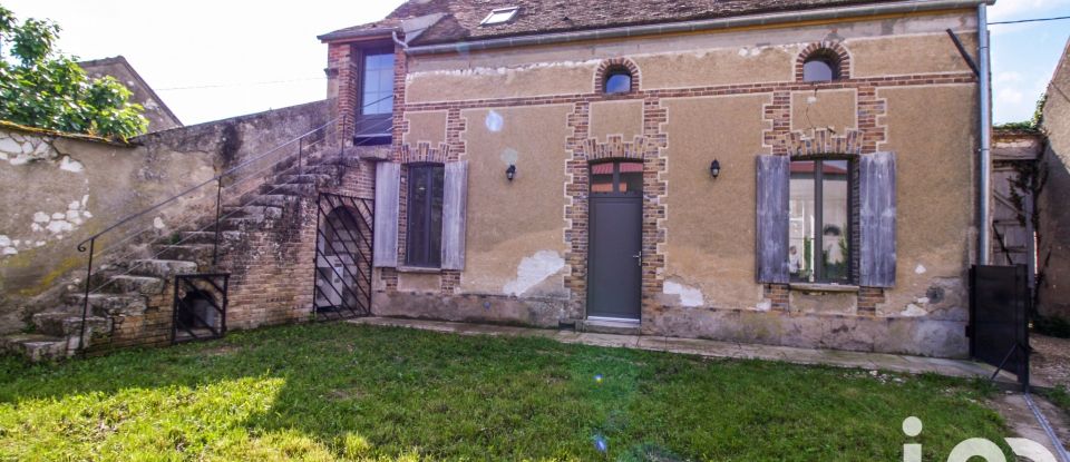 Village house 3 rooms of 78 m² in Serbonnes (89140)