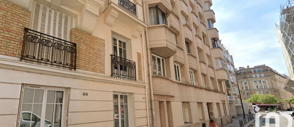 Appartement 3 pièces de 80 m² à Paris (75016)