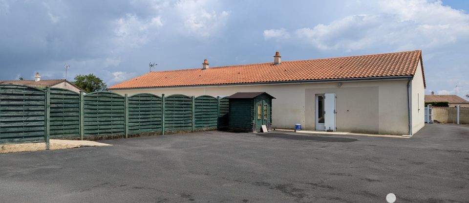 Pavillon 7 pièces de 167 m² à Thouars (79100)