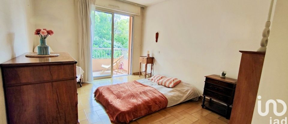 Appartement 3 pièces de 66 m² à Sanary-sur-Mer (83110)