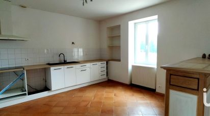 Traditional house 5 rooms of 115 m² in Pinsac (46200)