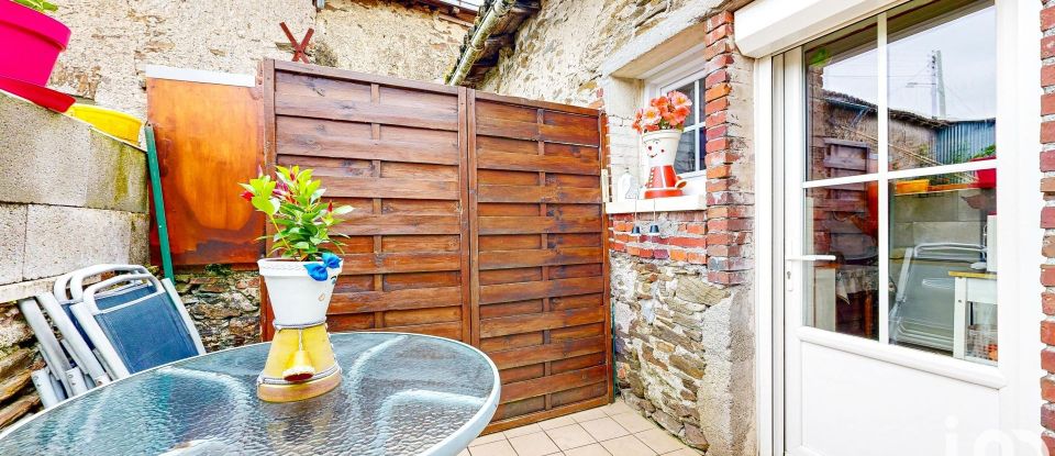 House 3 rooms of 39 m² in Montrevault-sur-Èvre (49110)