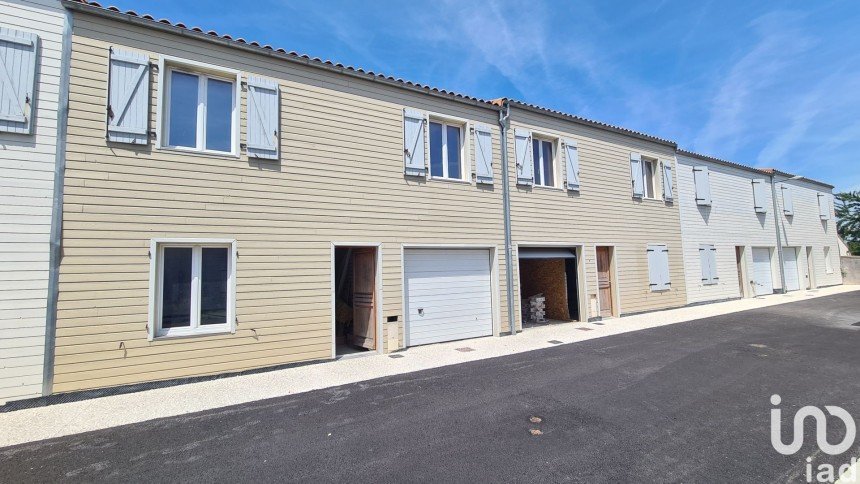 Maison 2 pièces de 127 m² à Rochefort (17300)