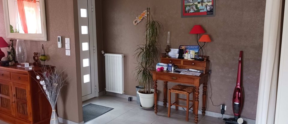 Traditional house 5 rooms of 134 m² in Poitiers (86000)