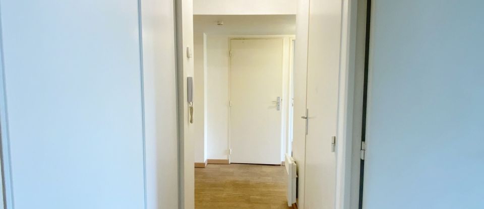 Appartement 3 pièces de 60 m² à Évry (91000)