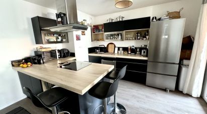 Apartment 3 rooms of 65 m² in Évry (91000)