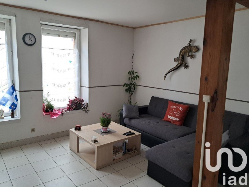 Apartment 3 rooms of 67 m² in Geneston (44140)