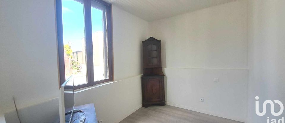 Maison 3 pièces de 44 m² à Fressenneville (80390)