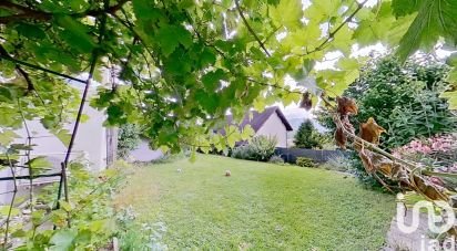 House 7 rooms of 154 m² in Chambéry (73000)