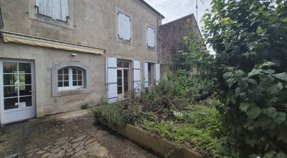 Maison 6 pièces de 177 m² à Thouars (79100)