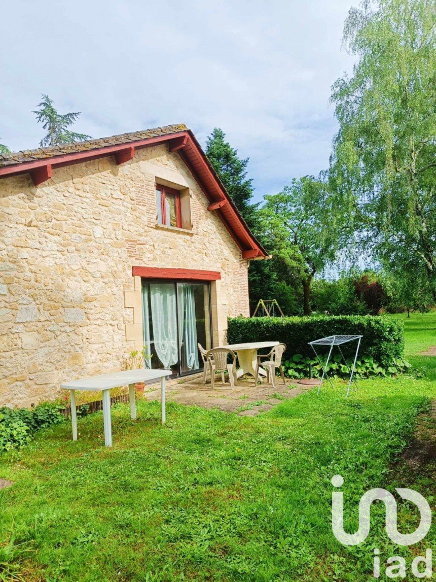 Maison de campagne 4 pièces de 108 m² à Lamonzie-Saint-Martin (24680)