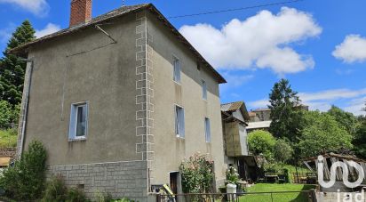 Village house 5 rooms of 125 m² in Leynhac (15600)