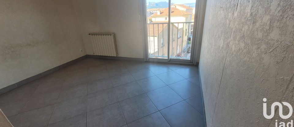 Appartement 4 pièces de 75 m² à La Seyne-sur-Mer (83500)