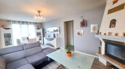 Maison 4 pièces de 82 m² à Bazet (65460)