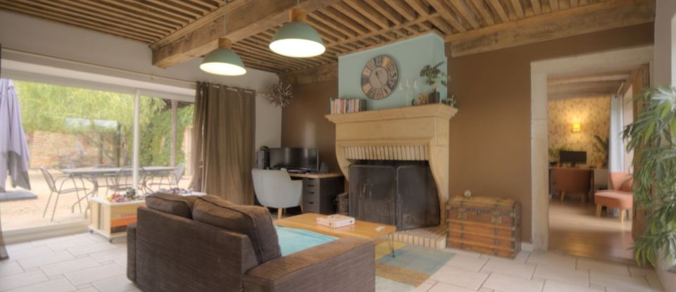 Maison 5 pièces de 185 m² à Mogneneins (01140)