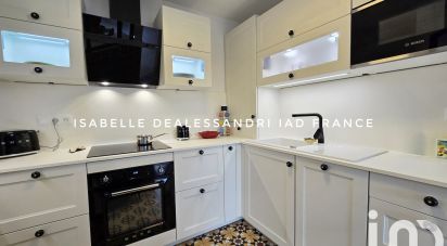 Appartement 2 pièces de 68 m² à Sanary-sur-Mer (83110)