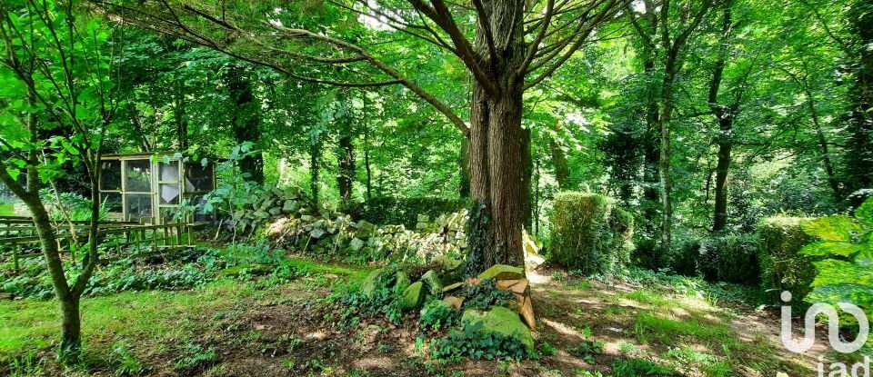 Demeure 9 pièces de 252 m² à Bobital (22100)