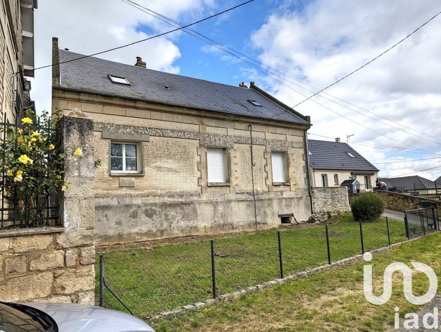 Village house 5 rooms of 73 m² in Soissons (02200)