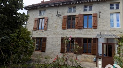 House 8 rooms of 211 m² in Cunfin (10360)