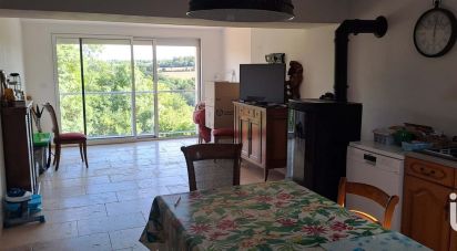 House 4 rooms of 127 m² in Clavé (79420)