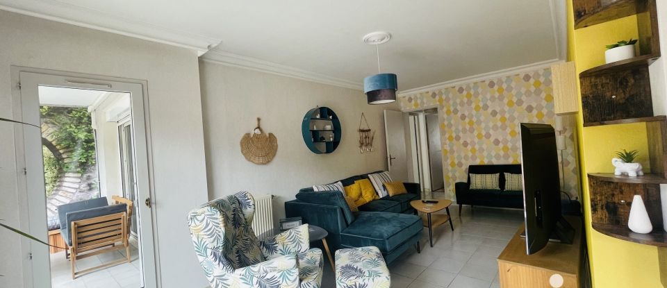 Apartment 6 rooms of 169 m² in Tournon-sur-Rhône (07300)