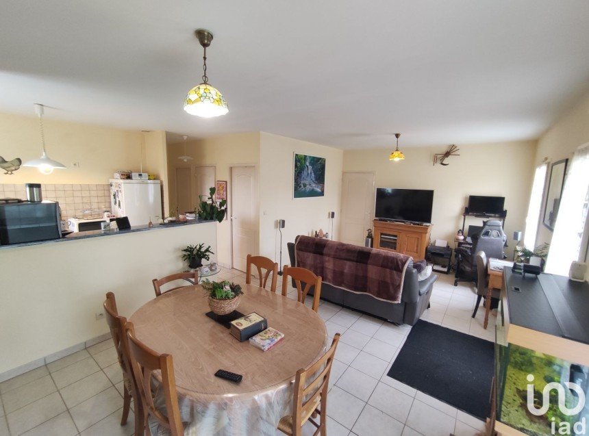 Maison 4 pièces de 62 m² à Montmorillon (86500)