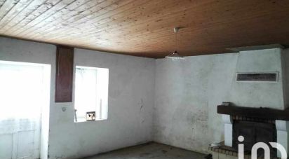 Village house 3 rooms of 65 m² in Saint-Étienne-du-Bois (85670)