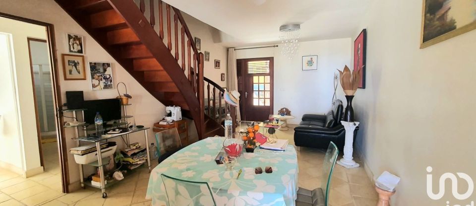 House 3 rooms of 81 m² in La Trinité (97220)