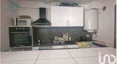 Apartment 2 rooms of 35 m² in Toulon (83000)