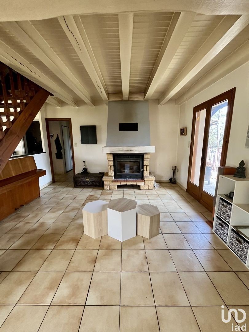 Maison traditionnelle 6 pièces de 120 m² à Sarlat-la-Canéda (24200)