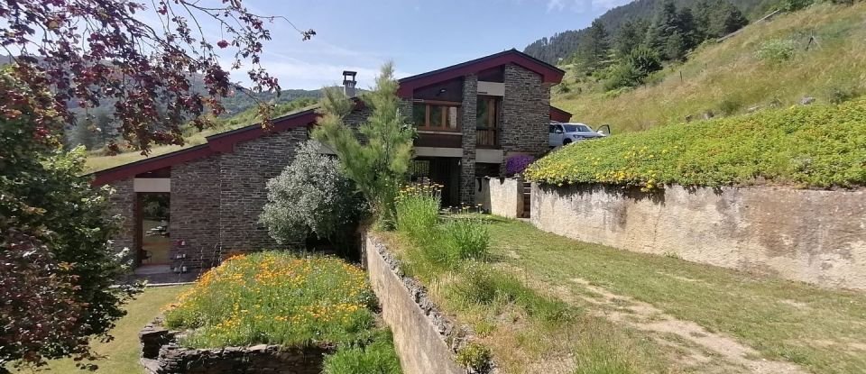 House 7 rooms of 203 m² in Ispagnac (48320)