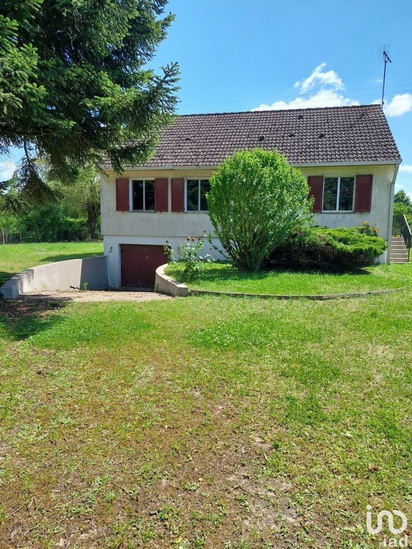 House 4 rooms of 87 m² in Châtillon-Coligny (45230)