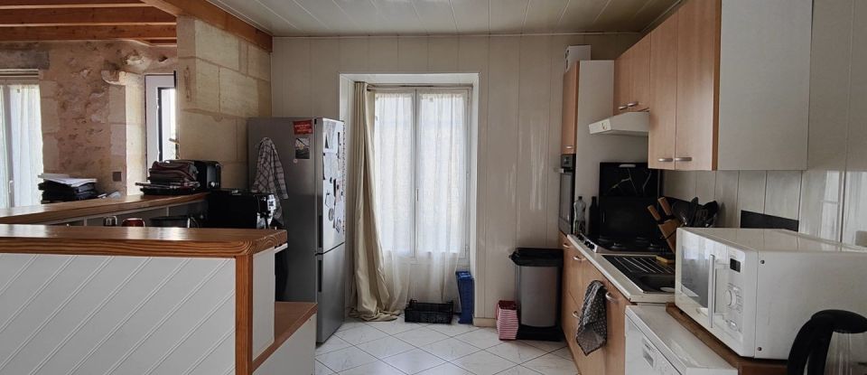 Maison 4 pièces de 100 m² à Paillet (33550)