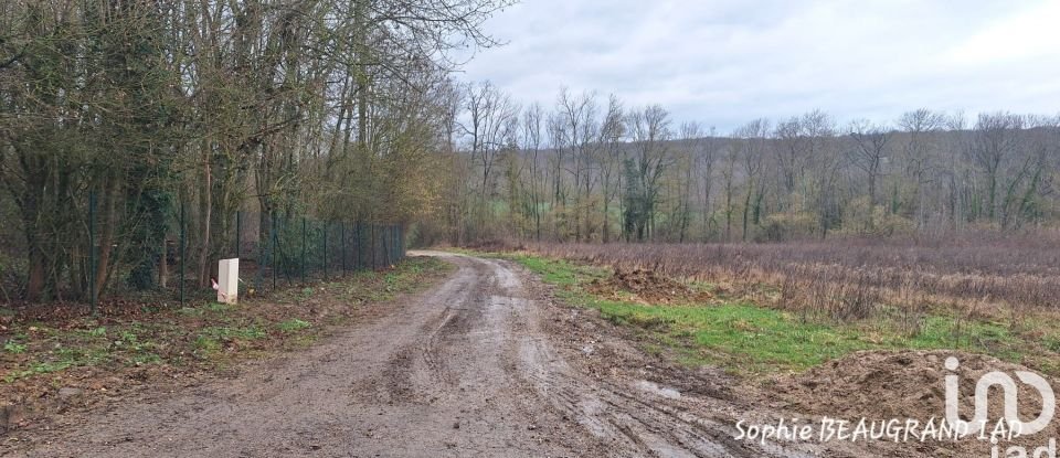 Land of 901 m² in Le Val d'Hazey (27600)