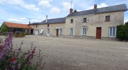 Country house 5 rooms of 101 m² in Angliers (86330)