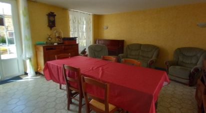 Country house 5 rooms of 101 m² in Angliers (86330)