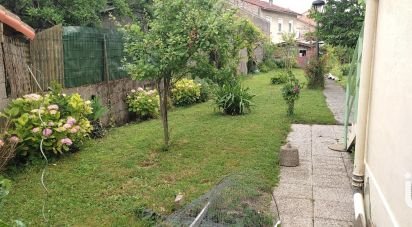House 8 rooms of 150 m² in Niort (79000)