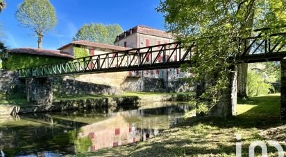 Castle 25 rooms of 1,500 m² in Saint-Palais (64120)