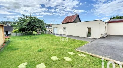 Maison 7 pièces de 219 m² à Bourges (18000)