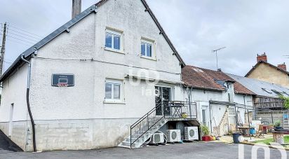 Maison 7 pièces de 219 m² à Bourges (18000)