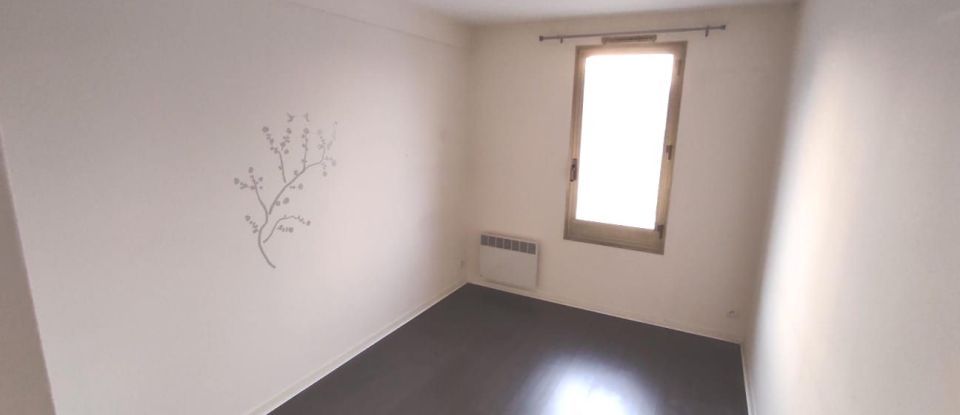 Appartement 3 pièces de 65 m² à Le Bourget (93350)