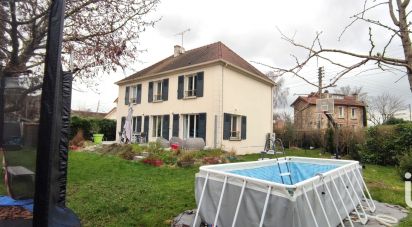 Maison traditionnelle 6 pièces de 157 m² à Brunoy (91800)