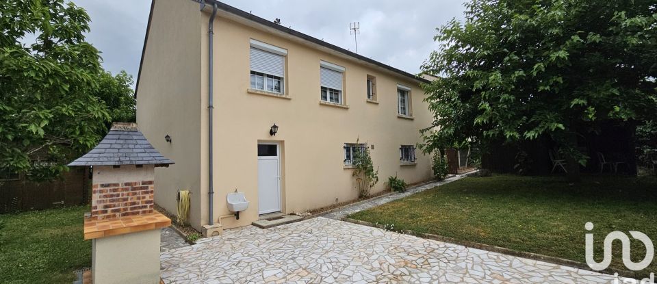 Traditional house 4 rooms of 125 m² in Fondettes (37230)